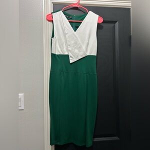 Elegant Green and White Sleeveless Dress